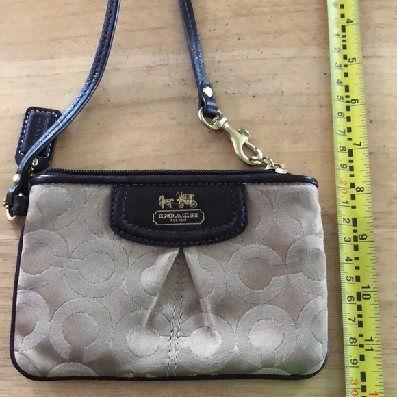 Authentic Coach Wristlet - Picture 4 of 7